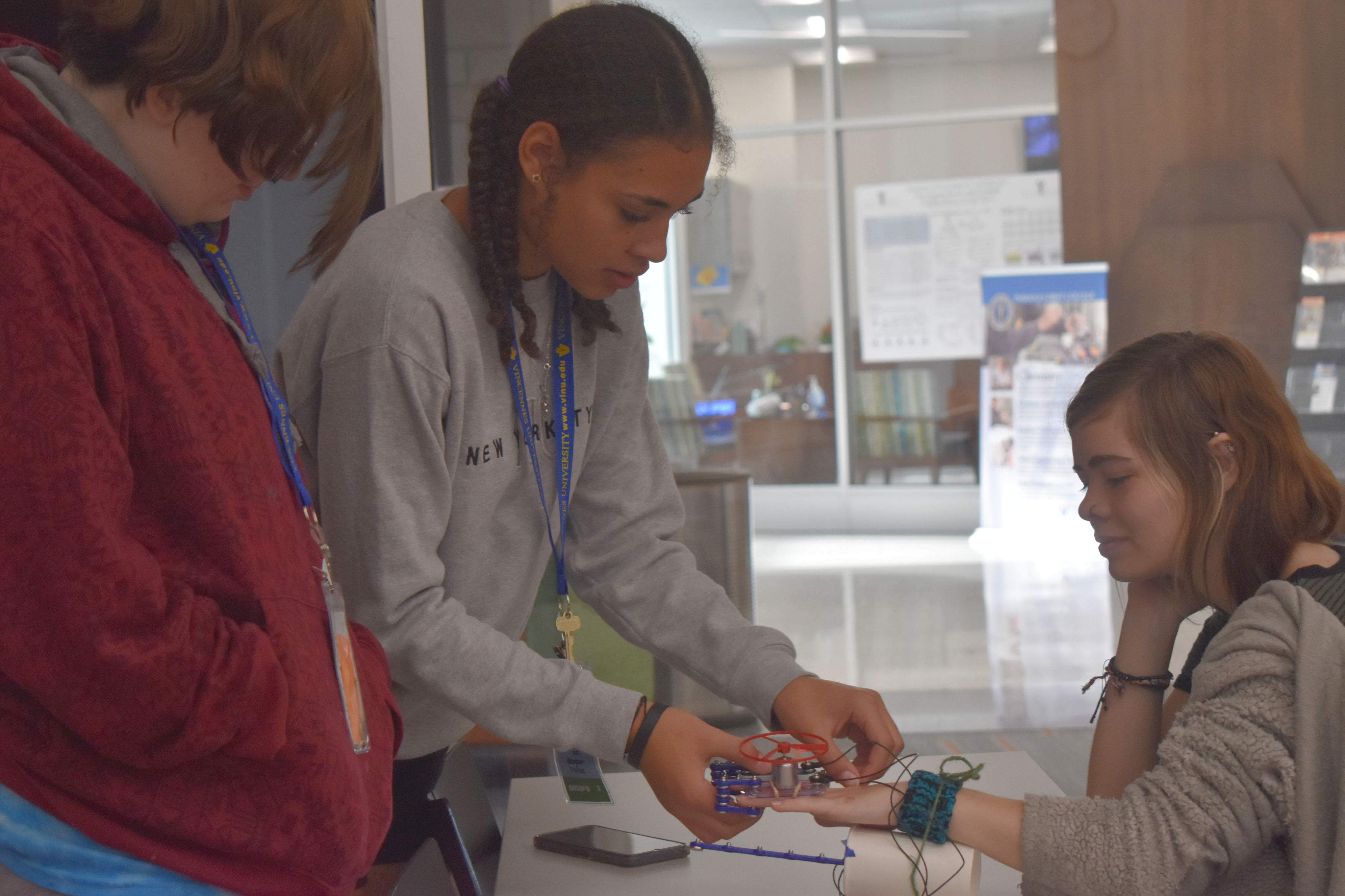Students create a biomechanical hand while learning about physics and physiology.